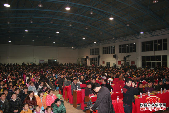 我县长鸿实验学校教育发展基金会昨晚成立