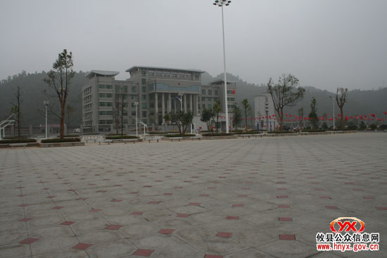 乡镇见闻：黄丰桥镇区建设不惜大投入