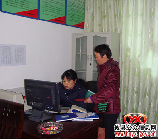 槚山乡政务服务中心已经正式挂牌运行