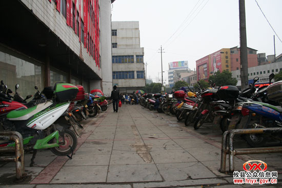 三创四化：湘东大市场开始“旧貌换新颜”