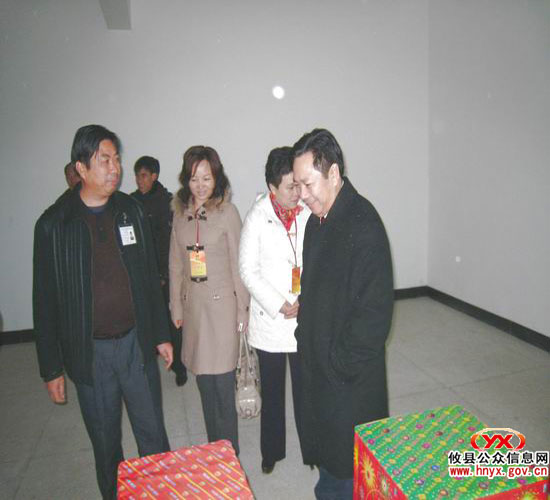 市人大常委会副主任王建之一行到石羊塘镇视察工作