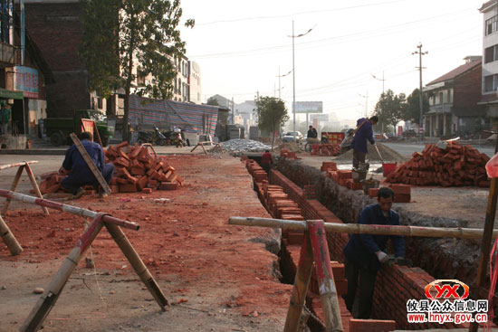 乡镇见闻：上云桥镇区正在加紧改造中