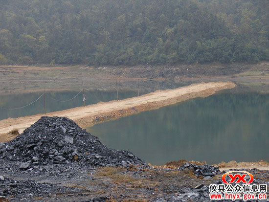 “渡改桥”工程——爱塔大桥开始桥墩施工