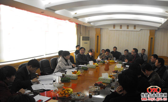 我县经济工作座谈会分会昨天下午召开