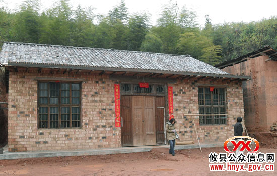 十大民生实事：今年我县为农村230家无房户建起了房子