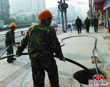 三创四化：我县城区地下基础管网建设任务完成八成