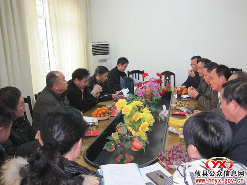 市总工会党组书记王继恩来攸县调研工会工作