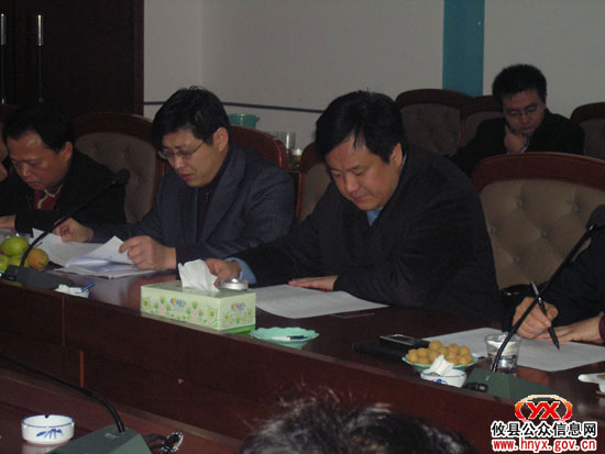 县人大常委会主任朱建设等到县财政局视察工作