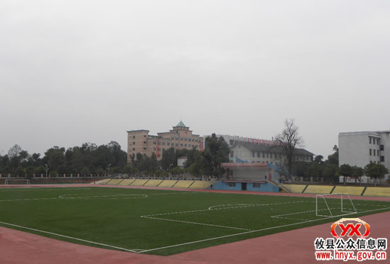 攸县一中焕然一新张灯结彩喜迎70周年校庆