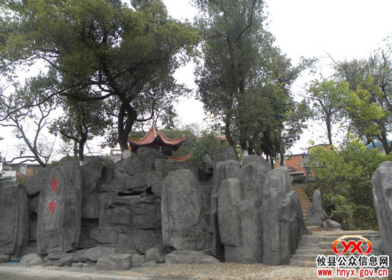 攸县一中焕然一新张灯结彩喜迎70周年校庆