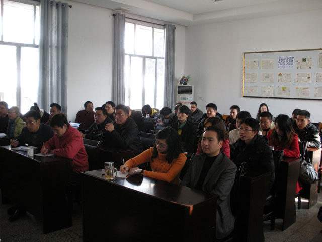 县委党校2009届中青班今日结业