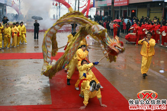 网岭建材市场今日隆重开业
