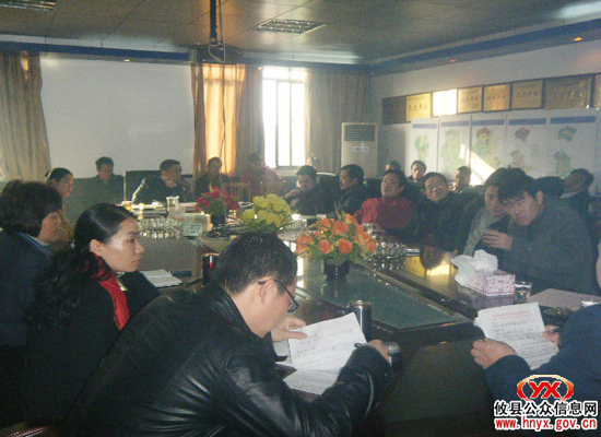 县委“全会”后：桃水镇联系实际学习贯彻全会精神