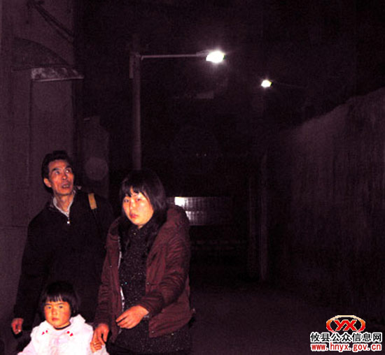 三创四化：县城雪花社区小街小巷都有路灯