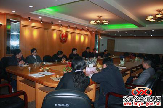 县委、县人大常委会督查县法院执行工作