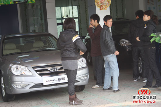 春节来临，攸县初现购买小车热