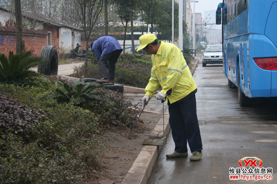 元旦见闻：县城的美丽离不开他们