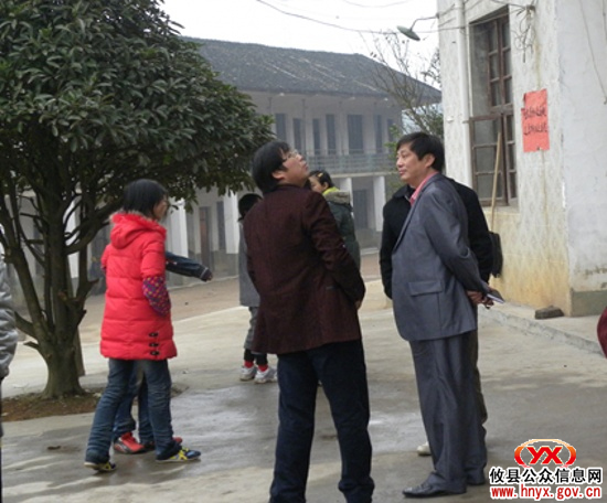 新年我县学校安全隐患排查整治专项工作在行动