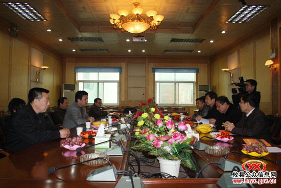 安仁县委常委、常务副县长谭小华一行来攸调研