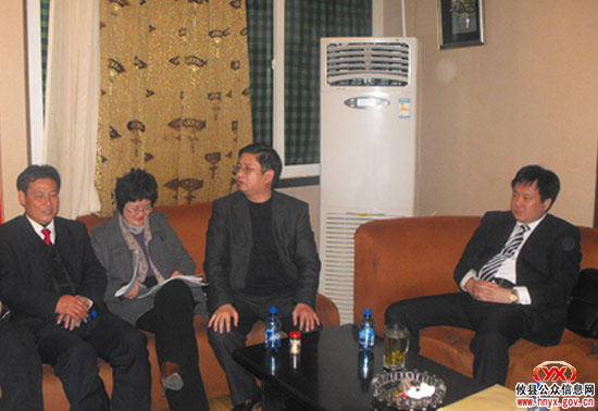 攸县“三级干部”们认真讨论邝邹飞书记的报告（续）