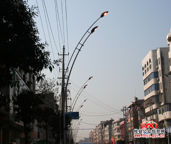 喜迎虎年：攸县城区路灯正在全面加紧检修
