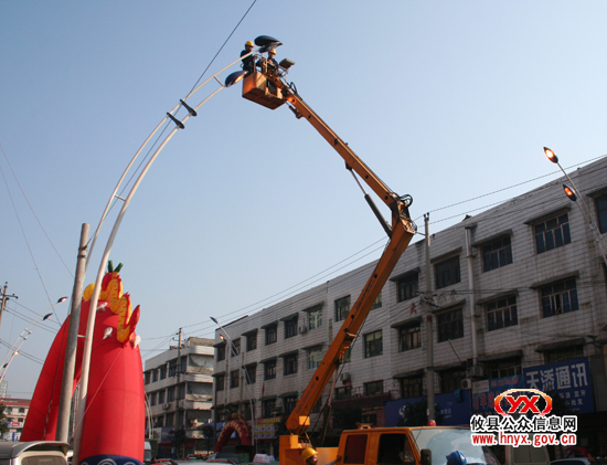 喜迎虎年：攸县城区路灯正在全面加紧检修