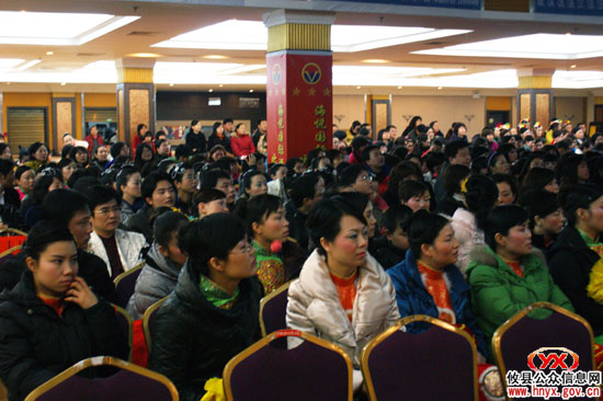 攸县女干部载歌载舞欢庆“三八”妇女节