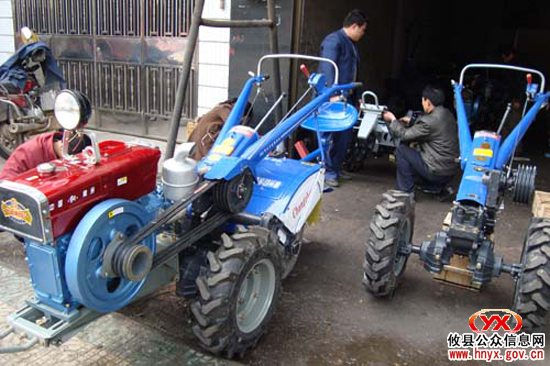 人勤春早：攸县农机局组织人员下乡备耕忙