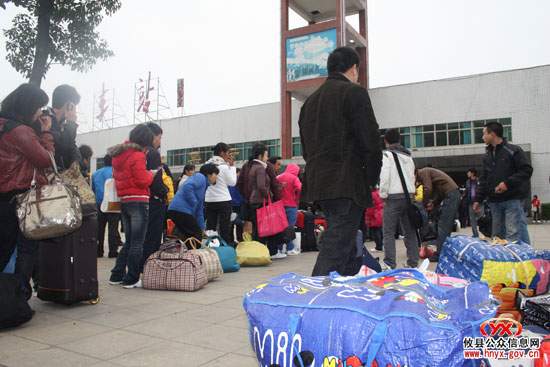 元宵节后，攸县汽车站再次迎来返程客流高峰