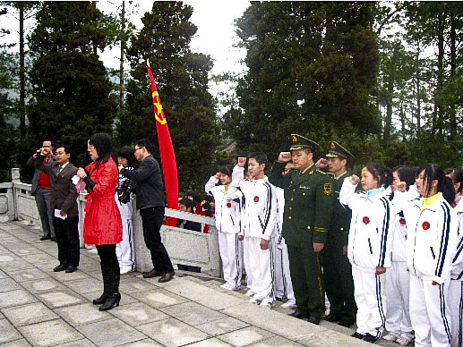 炎陵县举行向雷锋同志学习誓师大会