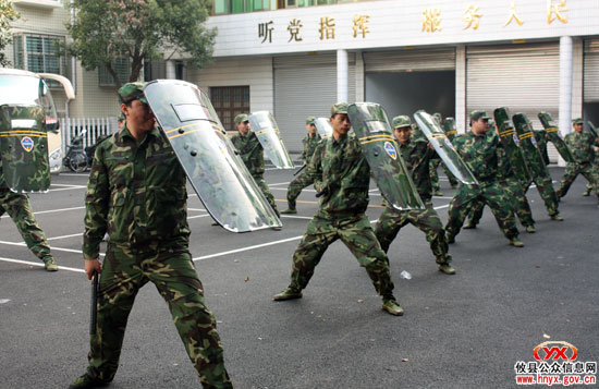 攸县开展民兵应急分队军事训练活动