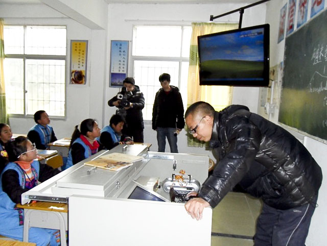 盘志平老师先进事迹引起湖南卫视关注