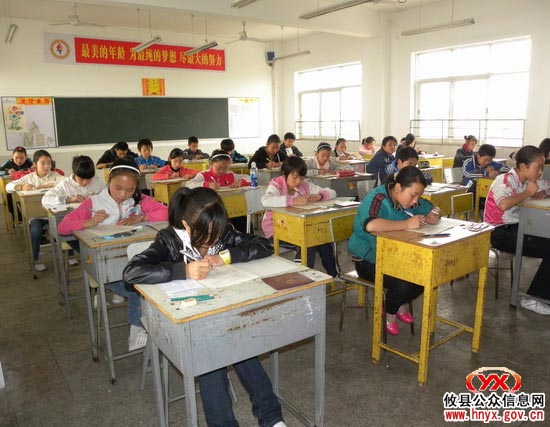 今年全国英语等级考试攸县考点今在一中开考