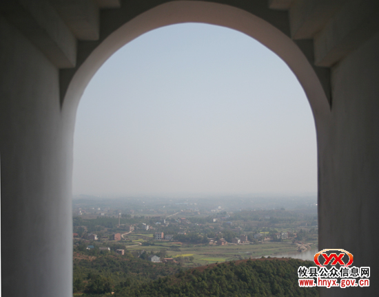 三大战役：鸭塘铺乡着力开发马鞍山风景区
