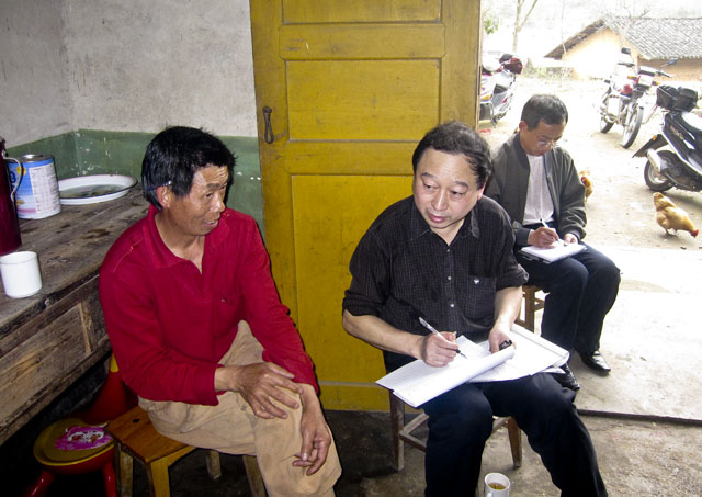 欧阳鹏志到商务（招商）局督查指导工作