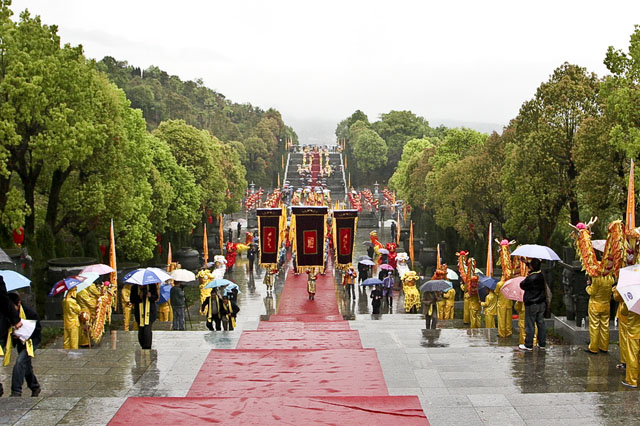 清明社会各界祭祀炎帝陵大典在炎陵隆重举行
