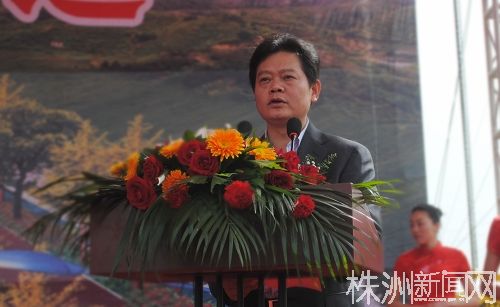 株洲云龙大道开工 总投资14.6亿元（视频）