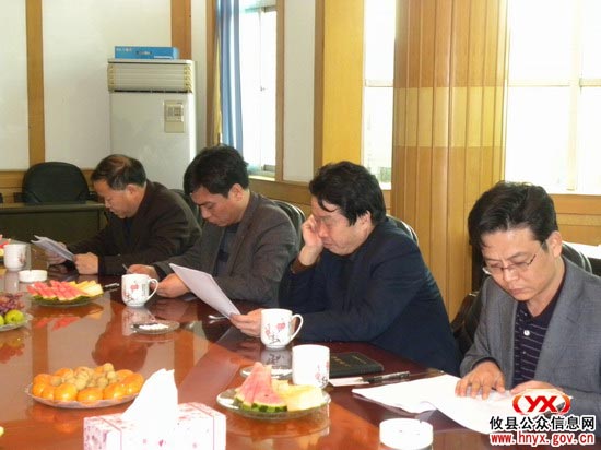 石门县副县长覃志云率团来攸县考察民办教育
