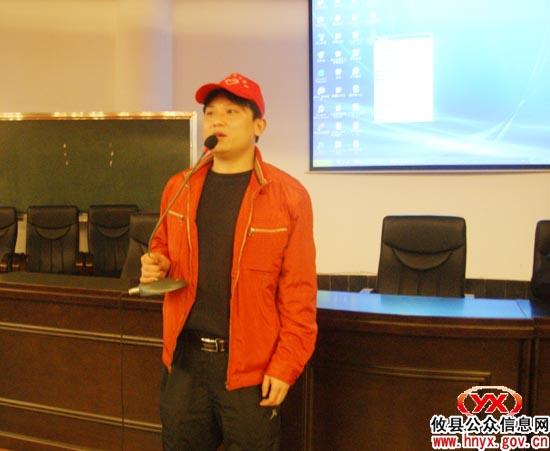 “我当小交警”青年志愿者活动在攸县拉开帷幕