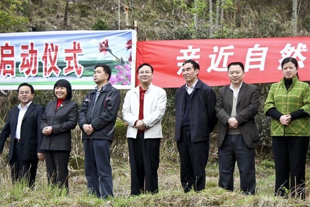 大院、石洲“探花寻笋竹乡踏青游”激情启动
