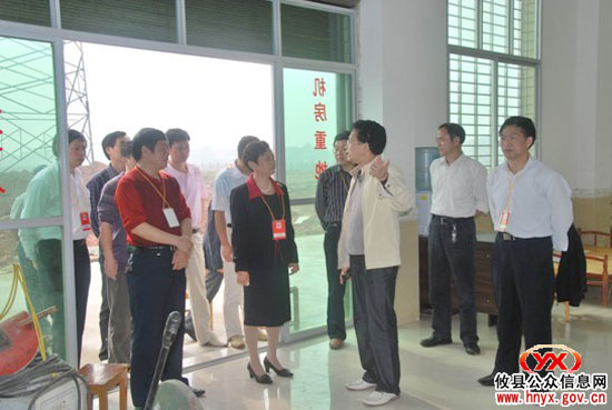 攸县政协组织科技组委员视察环保工作
