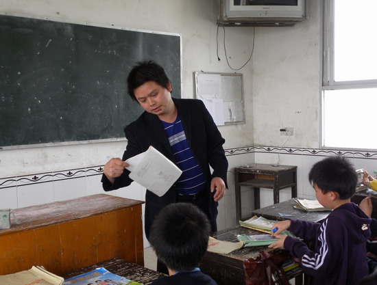 攸县教育系统继续深入推进党风廉政建设和作风建设