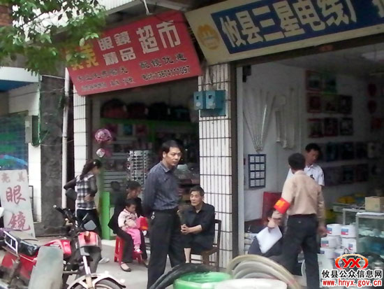 洁净大行动：攸县皇图岭镇开展文明劝导活动