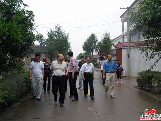 副市长张国浩一行到攸县新市镇检查指导工作