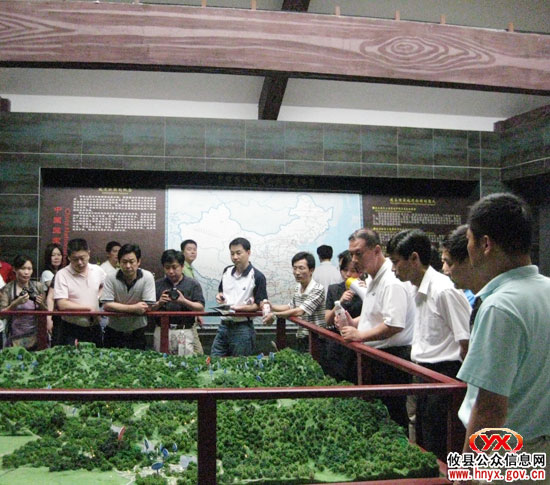 武广高铁沿线城市旅行商组团来攸县考察