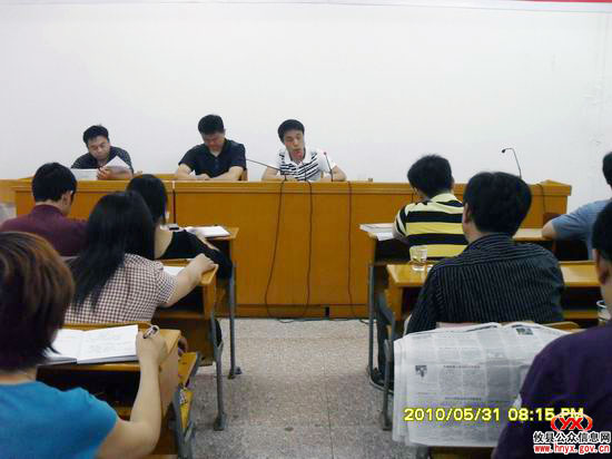 “攸县精神”大宣传：石羊塘镇组织机关干部集中学习