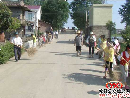 “洁净大行动”：攸县里旺小学师生深入村组开展活动