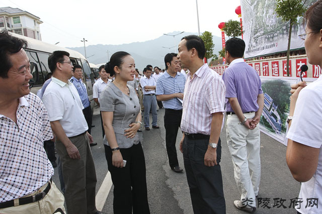 图片新闻：市委十届十次全会“三大战役”炎陵流动现场会