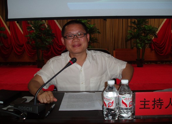 芦淞区区委学习中心组专题学习计划生育相关法规