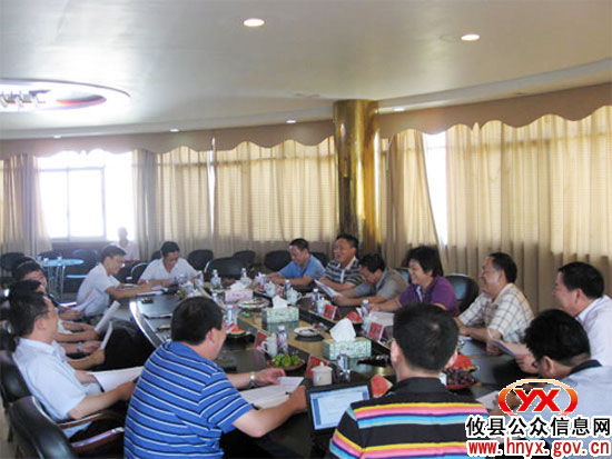 黄曙光、陈建泽一行到攸县“尧乡农业”现场办公